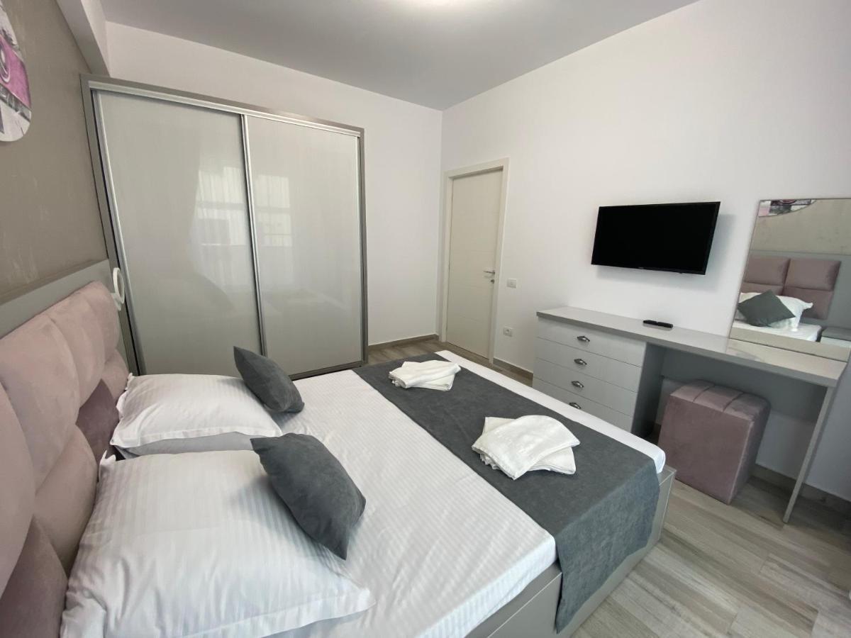 Alemar Royal 1 Apartment Năvodari Екстериор снимка